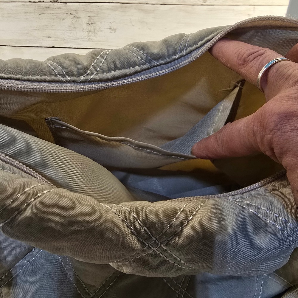 Quilted Nylon Crossbody‎ Bag Taupe Gray Diamond Stitch Puffer Hobo Shoulder Bag - Picture 2 of 4